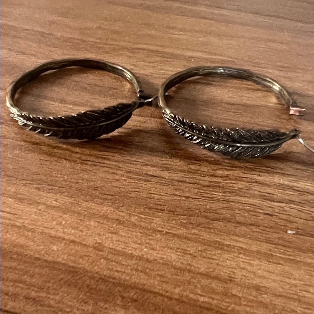 Elegant Gold Feather Hoop Earrings